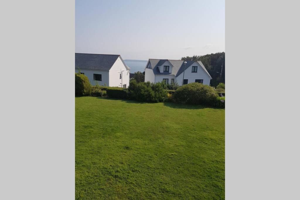 St Ives Apartment Private Parking With Garden 10 Minute Walk Into Town And Beach Екстер'єр фото