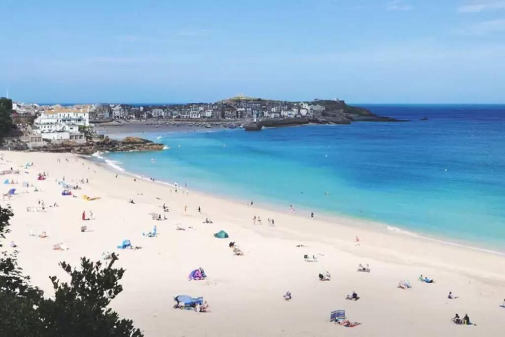 St Ives Apartment Private Parking With Garden 10 Minute Walk Into Town And Beach Екстер'єр фото