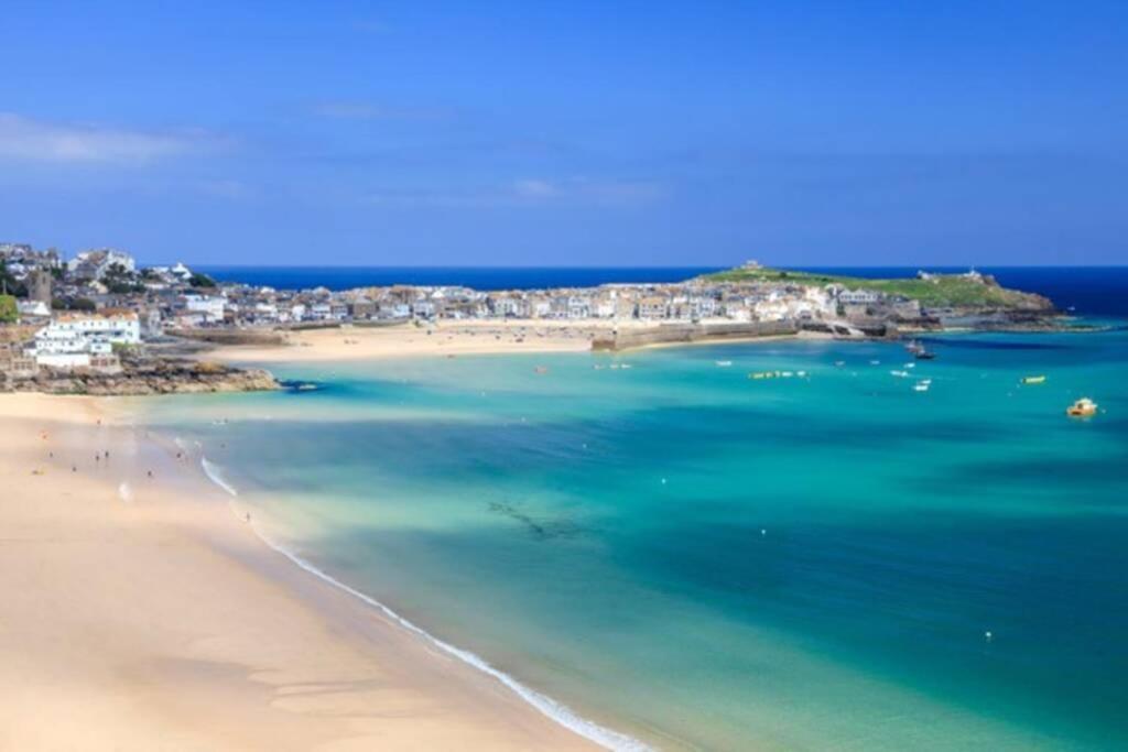 St Ives Apartment Private Parking With Garden 10 Minute Walk Into Town And Beach Екстер'єр фото